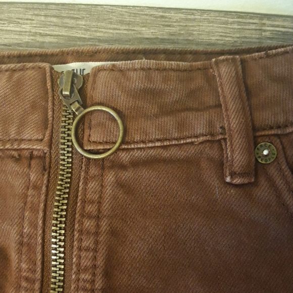 Free People Zip It Up denim maroon distressed miniskirt size 26 - Picture 6 of 12